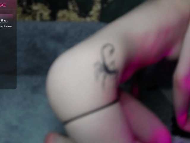  -Kitten-Meow- chat room