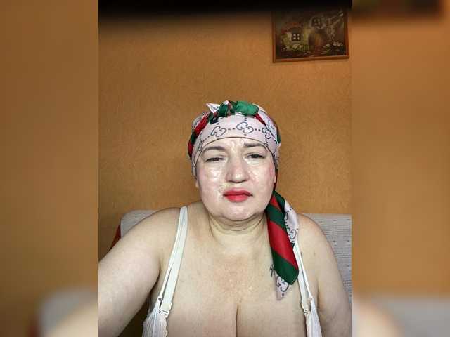 SVETIKBOMBOCHKA's BongaCams show and profile