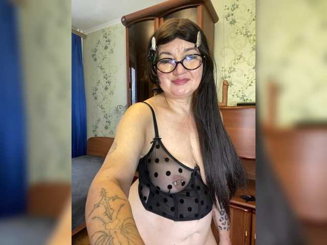 SVETIKBOMBOCHKA live cam on BongaCams