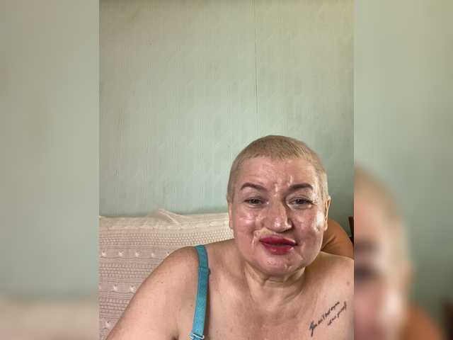 видео SVETIKBOMBOCHKA