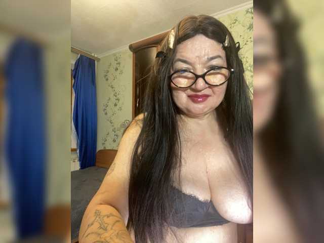 MissTemperament live cam preview