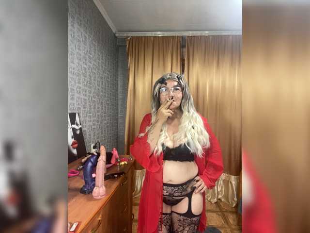 SVETIKBOMBOCHKA live cam on BongaCams