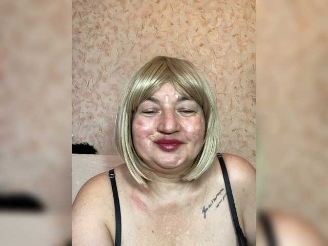 SVETIKBOMBOCHKA live cam on BongaCams