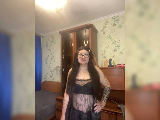 MissTemperament live cam preview