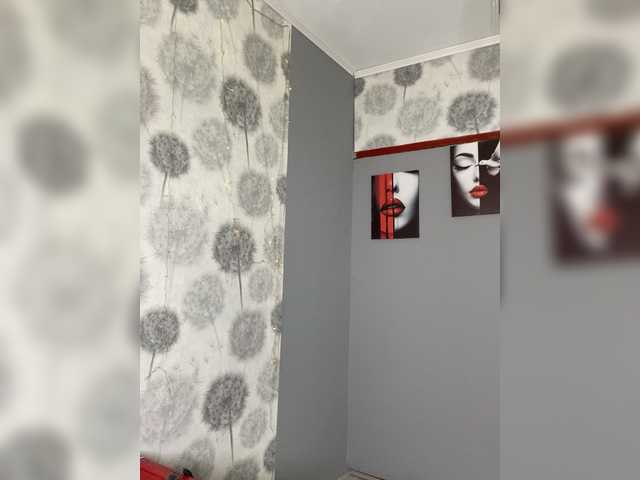 SVETIKBOMBOCHKA live cam on BongaCams
