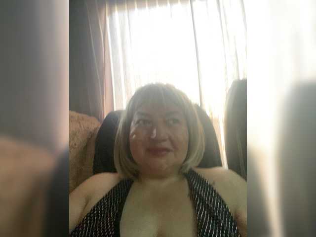 SVETIKBOMBOCHKA live cam on BongaCams