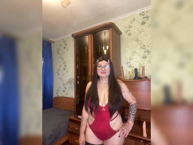 SVETIKBOMBOCHKA, live now on BongaCams