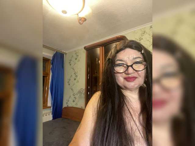 MissTemperament live cam preview