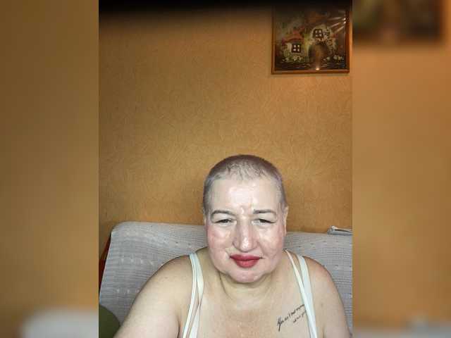 SVETIKBOMBOCHKA's BongaCams show and profile