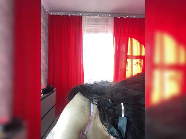 SVETIKBOMBOCHKA live cam on BongaCams