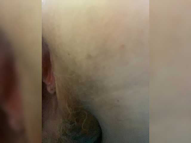 SVETIKBOMBOCHKA, live now on BongaCams