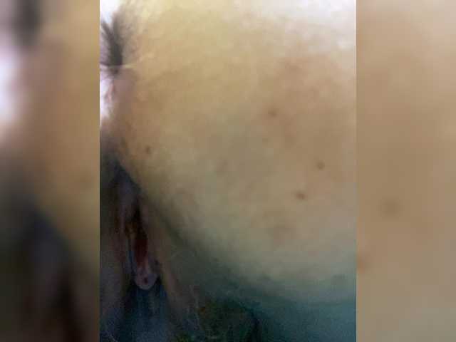 SVETIKBOMBOCHKA, en vivo ahora en BongaCams