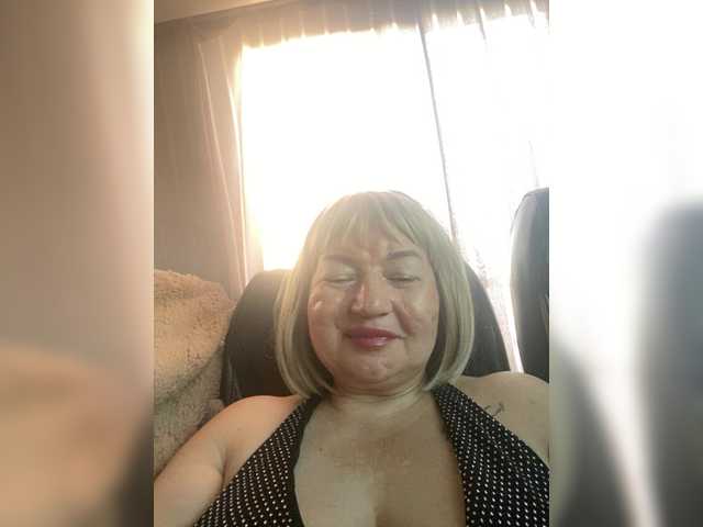 SVETIKBOMBOCHKA live cam on BongaCams