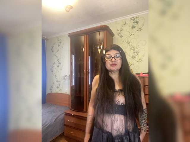 MissTemperament live cam preview