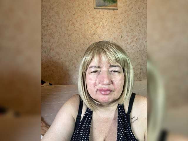 SVETIKBOMBOCHKA live cam on BongaCams