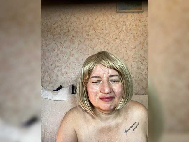 SVETIKBOMBOCHKA live cam on BongaCams