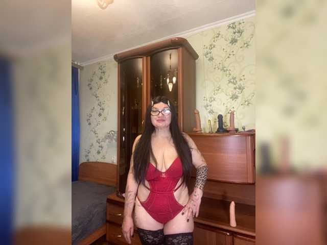 SVETIKBOMBOCHKA, live now on BongaCams