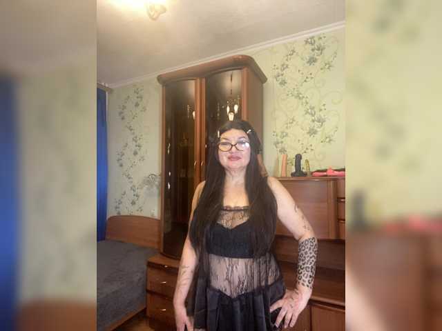 SVETIKBOMBOCHKA, en vivo ahora en BongaCams