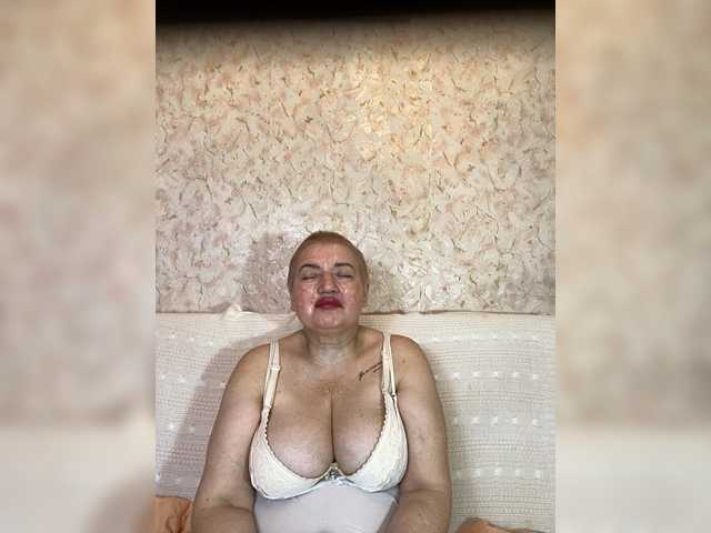  SVETIKBOMBOCHKA chat room