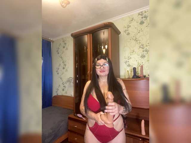 SVETIKBOMBOCHKA, live now on BongaCams