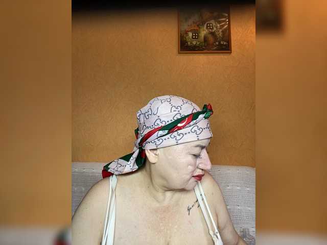 SVETIKBOMBOCHKA's BongaCams show and profile