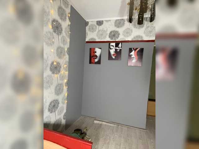 SVETIKBOMBOCHKA live cam
