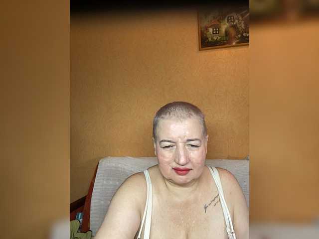 SVETIKBOMBOCHKA's BongaCams show and profile