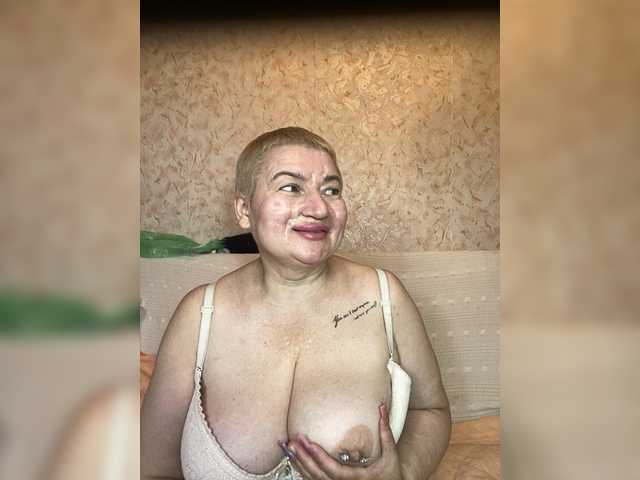 видео SVETIKBOMBOCHKA