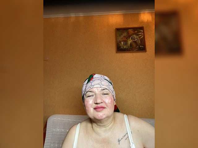 SVETIKBOMBOCHKA's BongaCams show and profile