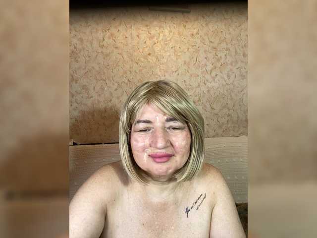 SVETIKBOMBOCHKA live cam on BongaCams