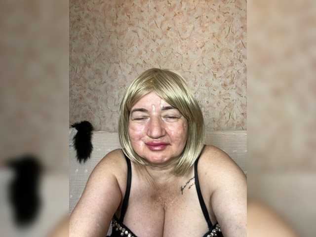 SVETIKBOMBOCHKA live cam on BongaCams