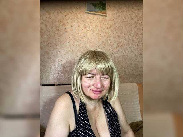SVETIKBOMBOCHKA live cam on BongaCams
