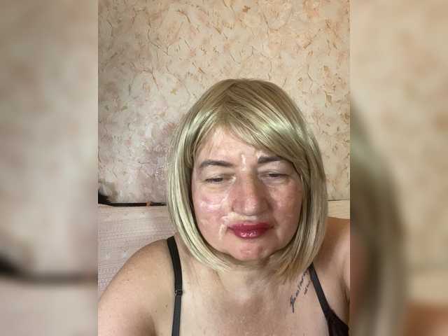 SVETIKBOMBOCHKA live cam on BongaCams
