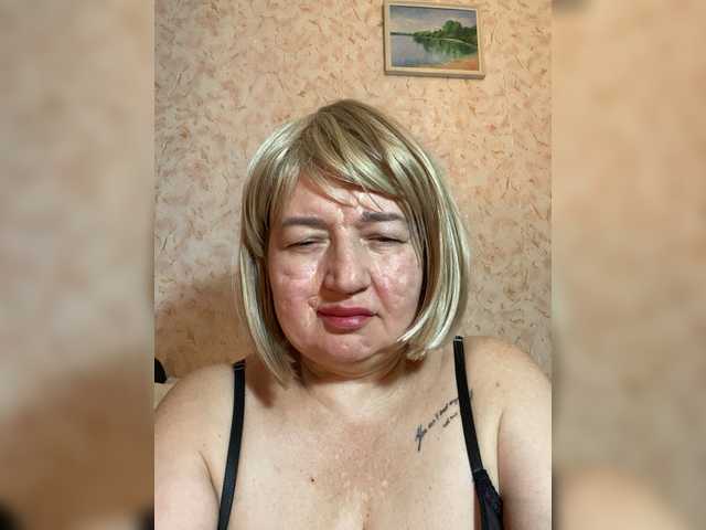 SVETIKBOMBOCHKA live cam on BongaCams