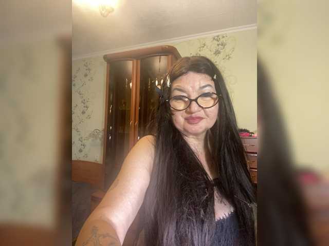 MissTemperament live cam preview