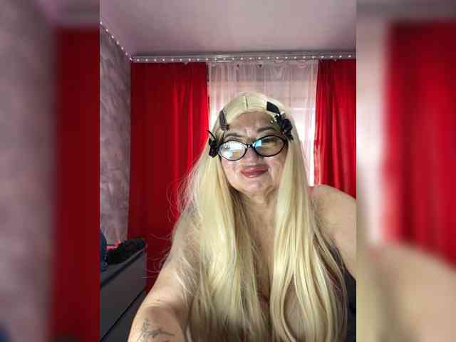 misstemperament's live room