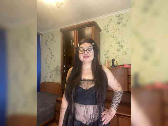SVETIKBOMBOCHKA's webcam live show