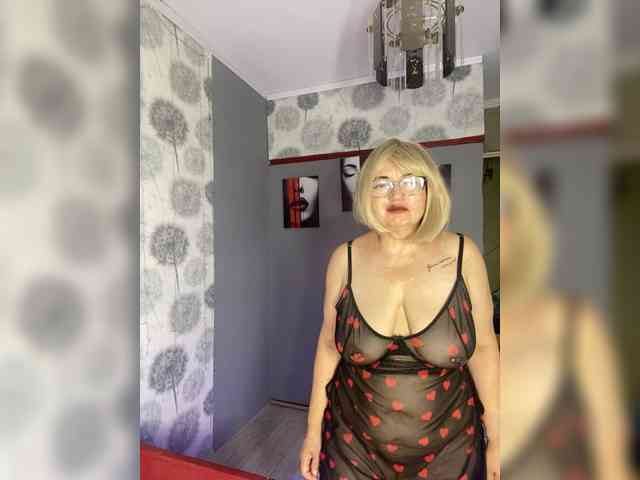 SVETIKBOMBOCHKA Sex Cam Show