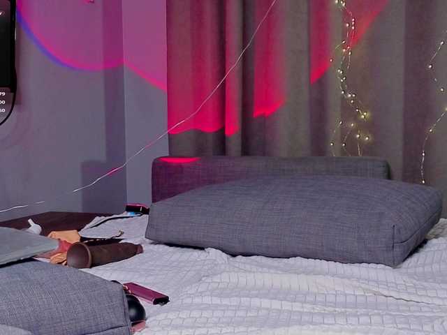 NicoleHampton live cam on BongaCams