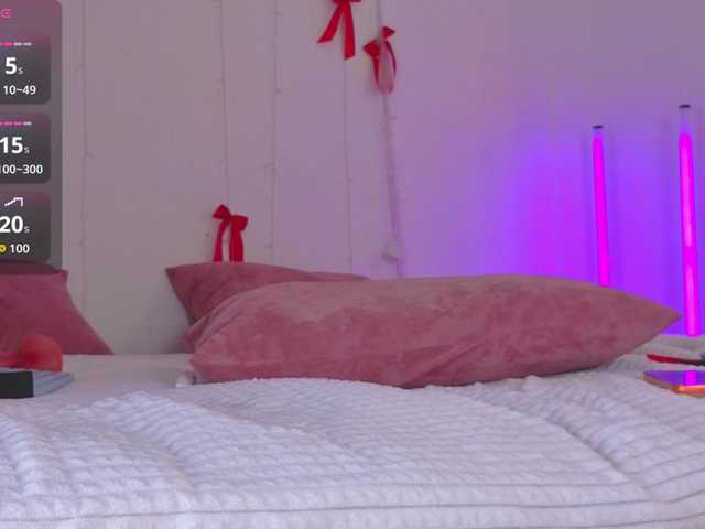 NicoleHampton's BongaCams show and profile