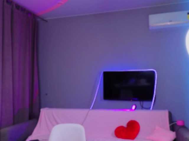 NicoleHampton live cam on BongaCams
