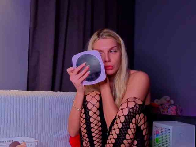 NicoleHampton webcam