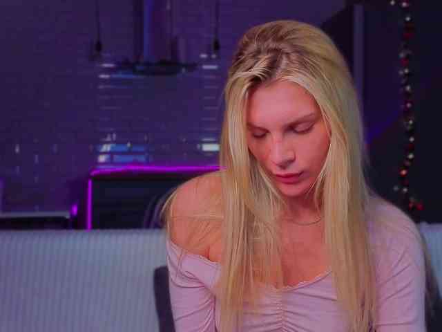 NicoleHampton webcam