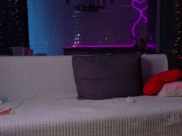 NicoleHampton webcam