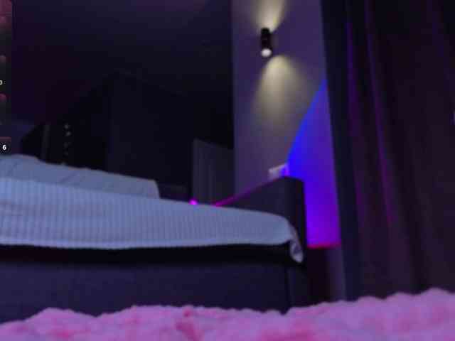 NicoleHampton webcam