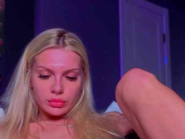 NicoleHampton webcam