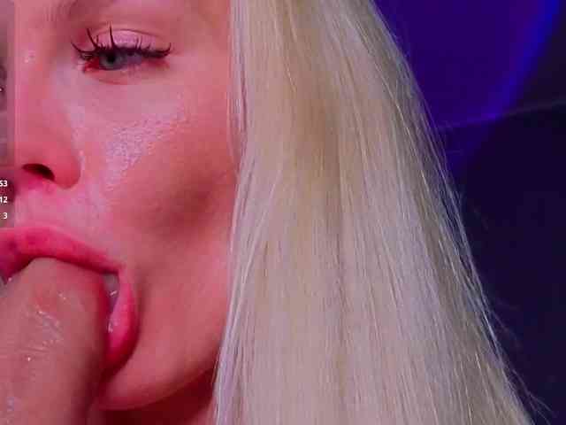 NicoleHampton webcam