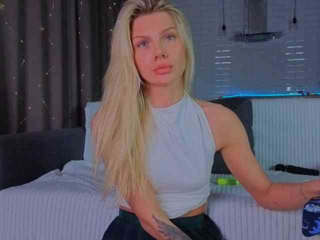 NicoleHampton webcam