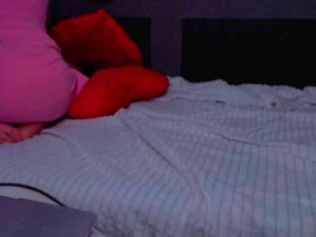 NicoleHampton webcam