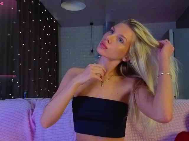 NicoleHampton webcam